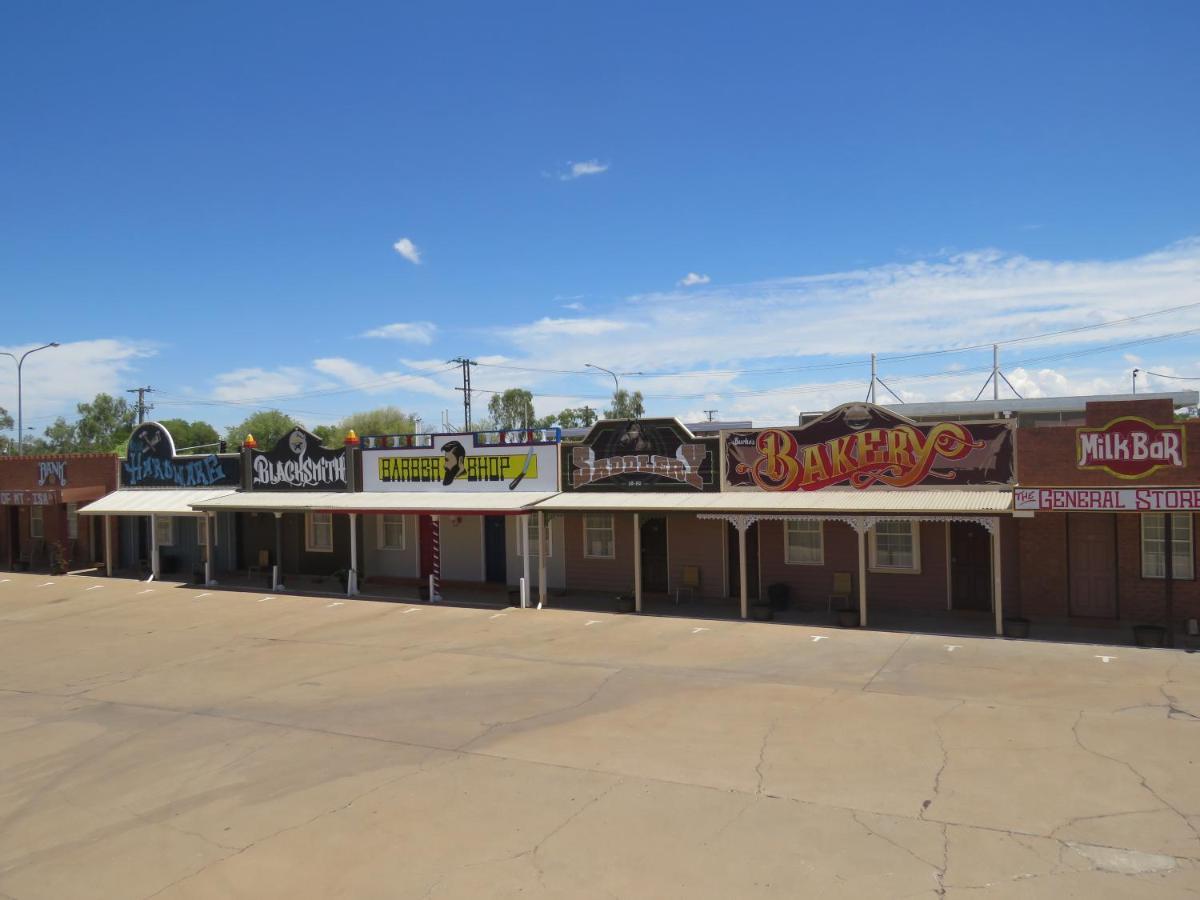 Burke & Wills Mt Isa Motel Mount Isa Eksteriør billede